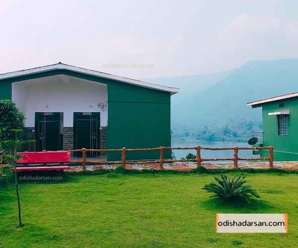 rabandha-nature-camp-rooms-and-front-park